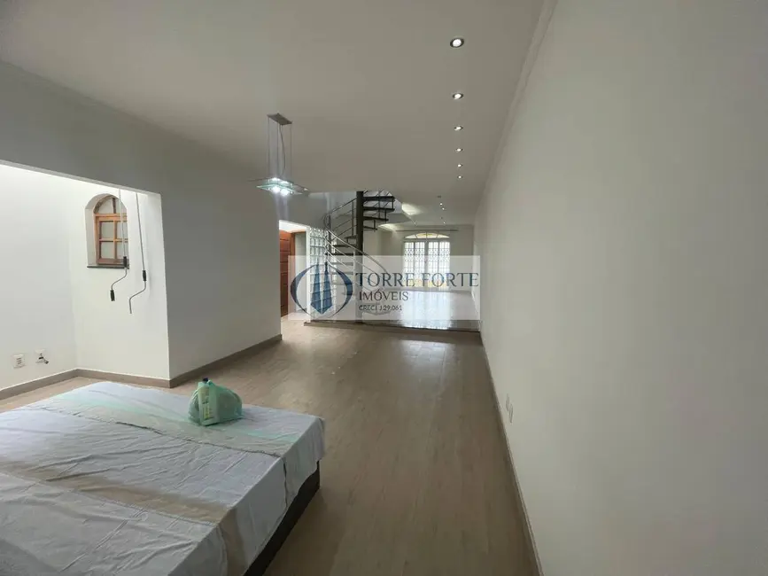 Sobrado com 4 quartos à venda, 312m2 em Jardim Vila Formosa, São Paulo - SP - imagem 5 Foto 5 de Sobrado com 4 quartos à venda, 312m2 em Jardim Vila Formosa, São Paulo - SP