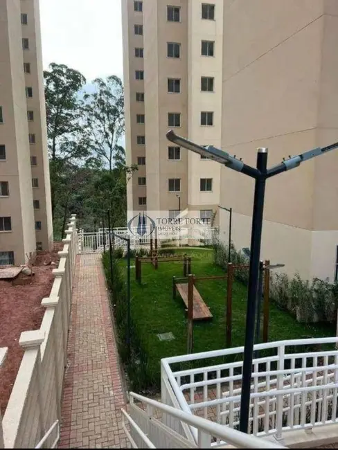 Foto 2 de Apartamento com 2 quartos à venda, 48m2 em Gleba do Pêssego, São Paulo - SP