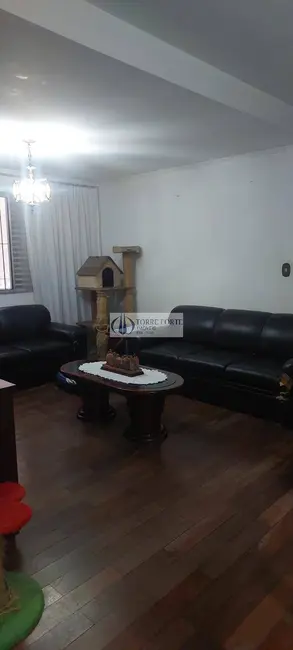 Casa com 3 quartos à venda, 289m2 em Vila Nova Savoia, São Paulo - SP - imagem 2 Foto 2 de Casa com 3 quartos à venda, 289m2 em Vila Nova Savoia, São Paulo - SP