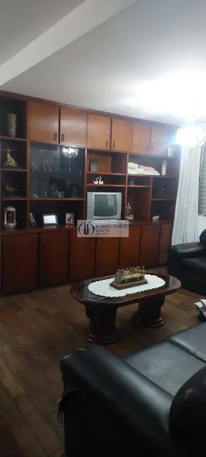 Casa com 3 quartos à venda, 289m2 em Vila Nova Savoia, São Paulo - SP - imagem 3 Foto 3 de Casa com 3 quartos à venda, 289m2 em Vila Nova Savoia, São Paulo - SP