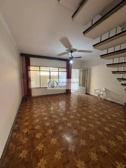 Foto 2 de Casa com 2 quartos à venda, 150m2 em Vila Granada, São Paulo - SP