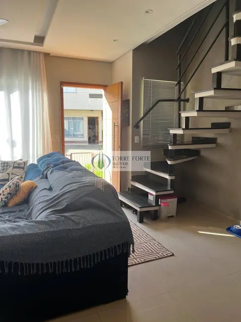 Casa com 3 quartos à venda, 80m2 em Sítio do Mandaqui, São Paulo - SP - imagem 2 Foto 2 de Casa com 3 quartos à venda, 80m2 em Sítio do Mandaqui, São Paulo - SP