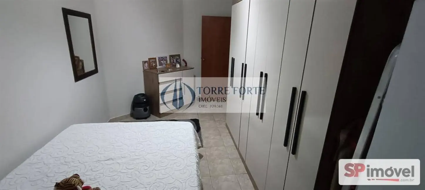 Apartamento com 2 quartos à venda, 75m2 em Aviação, Praia Grande - SP - imagem 8 Foto 8 de Apartamento com 2 quartos à venda, 75m2 em Aviação, Praia Grande - SP