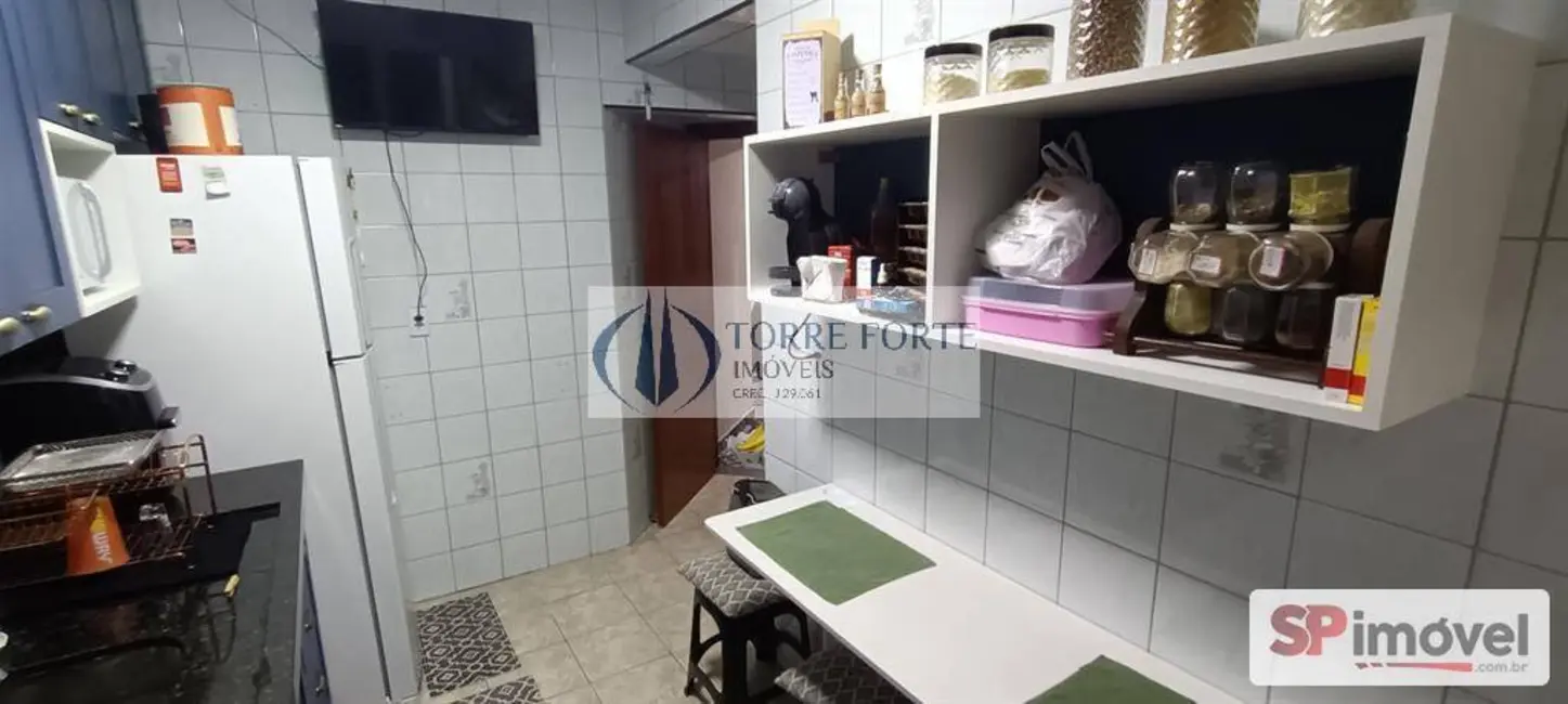 Apartamento com 2 quartos à venda, 75m2 em Aviação, Praia Grande - SP - imagem 3 Foto 3 de Apartamento com 2 quartos à venda, 75m2 em Aviação, Praia Grande - SP