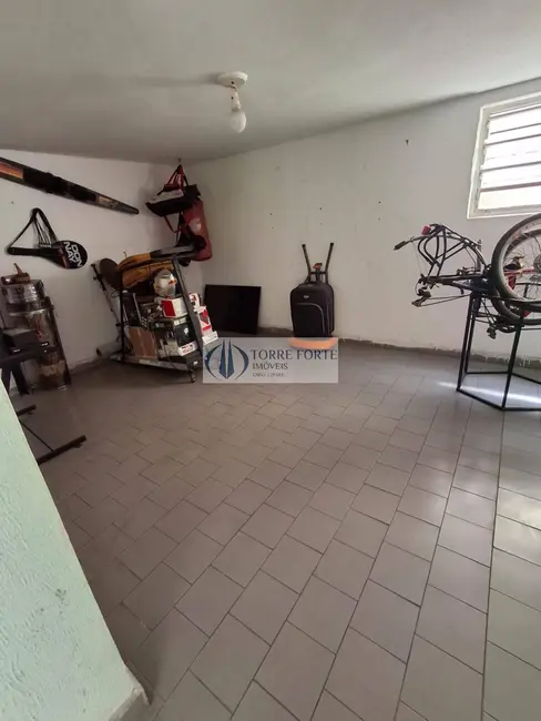 Foto 9 de Casa com 4 quartos à venda, 300m2 em Vila Bertioga, São Paulo - SP