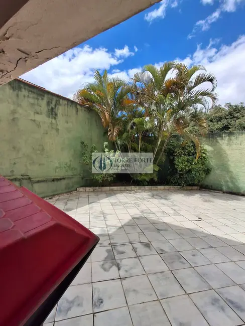 Foto 4 de Casa com 4 quartos à venda, 300m2 em Vila Bertioga, São Paulo - SP