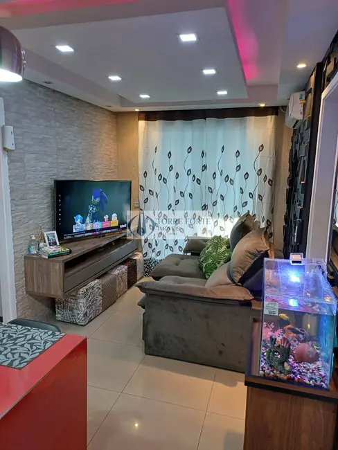 Apartamento com 2 quartos à venda, 52m2 em Jardim Santa Terezinha (Zona Leste), São Paulo - SP - imagem 5 Foto 5 de Apartamento com 2 quartos à venda, 52m2 em Jardim Santa Terezinha (Zona Leste), São Paulo - SP