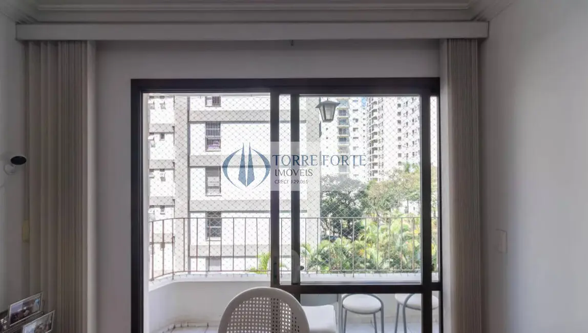 Apartamento com 2 quartos à venda, 70m2 em Indianópolis, São Paulo - SP - imagem 4 Foto 4 de Apartamento com 2 quartos à venda, 70m2 em Indianópolis, São Paulo - SP