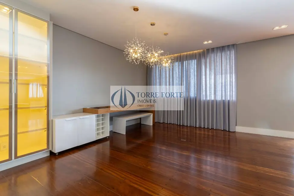 Apartamento com 4 quartos à venda, 420m2 em Vila Sofia, São Paulo - SP - imagem 6 Foto 6 de Apartamento com 4 quartos à venda, 420m2 em Vila Sofia, São Paulo - SP