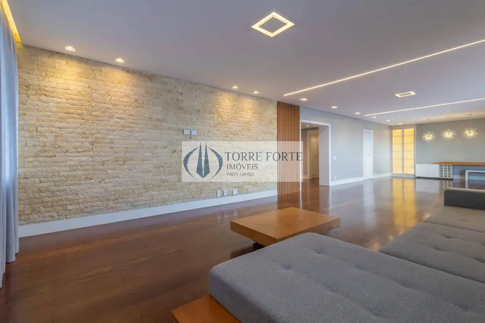 Apartamento com 4 quartos à venda, 420m2 em Vila Sofia, São Paulo - SP - imagem 5 Foto 5 de Apartamento com 4 quartos à venda, 420m2 em Vila Sofia, São Paulo - SP
