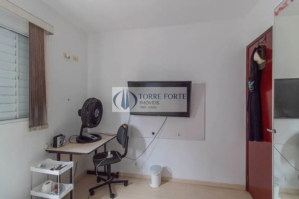 Foto 9 de Casa com 3 quartos à venda, 90m2 em Parque Maria Luiza, São Paulo - SP