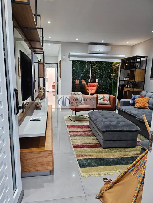 Foto 1 de Casa com 3 quartos à venda, 104m2 em Vila Santa Isabel, São Paulo - SP