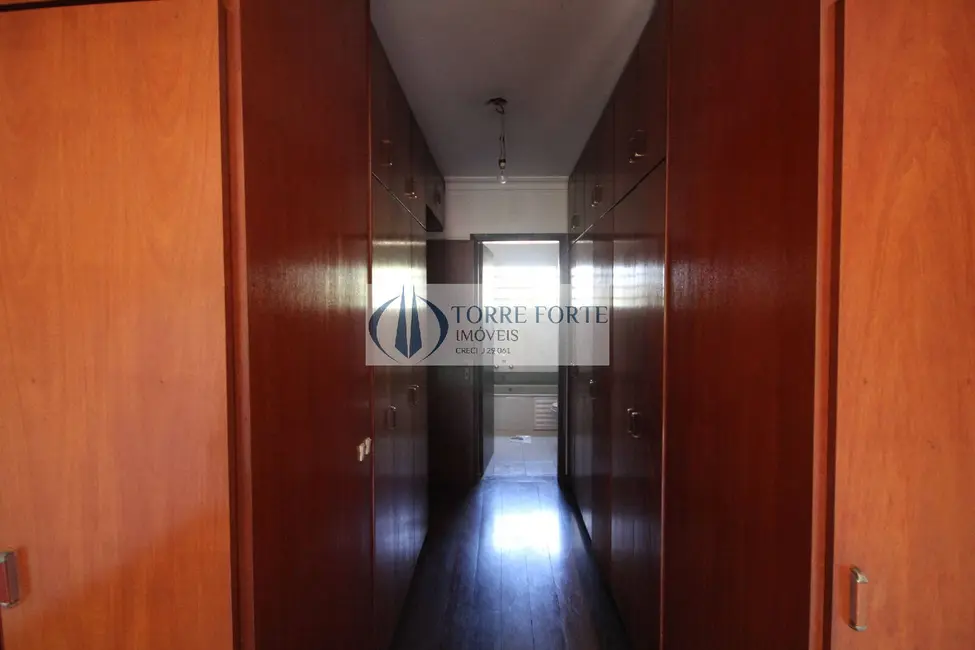 Foto 9 de Casa com 3 quartos à venda, 308m2 em Campo Belo, São Paulo - SP