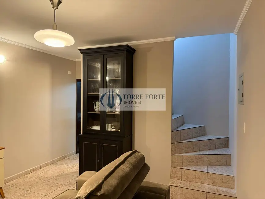 Foto 5 de Casa com 3 quartos à venda, 181m2 em Vila Serralheiro, São Paulo - SP