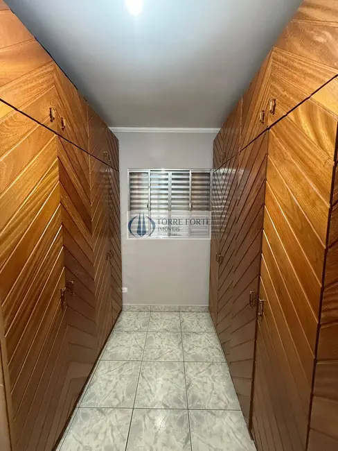 Foto 3 de Casa com 3 quartos à venda, 181m2 em Vila Serralheiro, São Paulo - SP