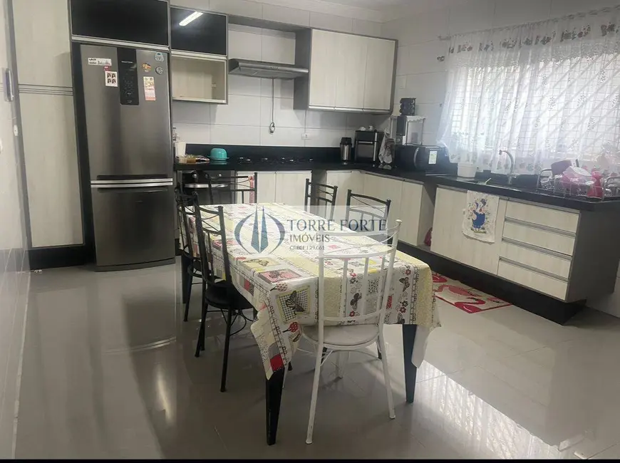 Casa com 6 quartos à venda, 300m2 em Tatuapé, São Paulo - SP - imagem 6 Foto 6 de Casa com 6 quartos à venda, 300m2 em Tatuapé, São Paulo - SP