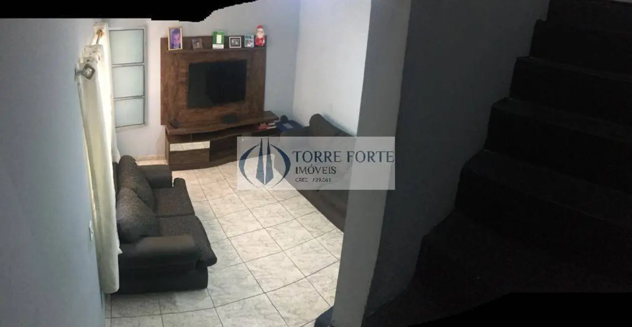 Casa com 3 quartos para alugar, 150m2 em Jardim Colorado, São Paulo - SP - imagem 2 Foto 2 de Casa com 3 quartos para alugar, 150m2 em Jardim Colorado, São Paulo - SP