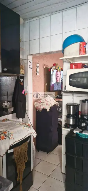 Foto 2 de Casa com 2 quartos à venda, 100m2 em Vila Fátima, São Paulo - SP