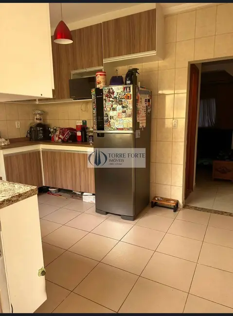 Foto 3 de Casa com 4 quartos à venda, 261m2 em Vila Caju, São Paulo - SP