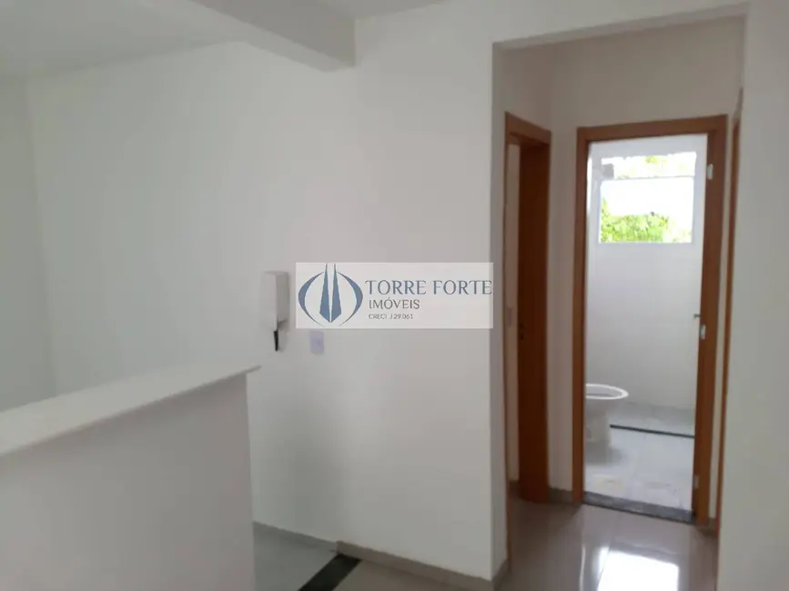 Foto 4 de Apartamento com 2 quartos à venda, 48m2 em Estância Guatambu, Itaquaquecetuba - SP