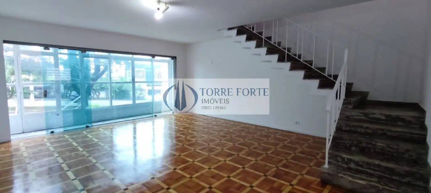 Casa com 3 quartos à venda, 200m2 em Mooca, São Paulo - SP - imagem 1 Foto 1 de Casa com 3 quartos à venda, 200m2 em Mooca, São Paulo - SP