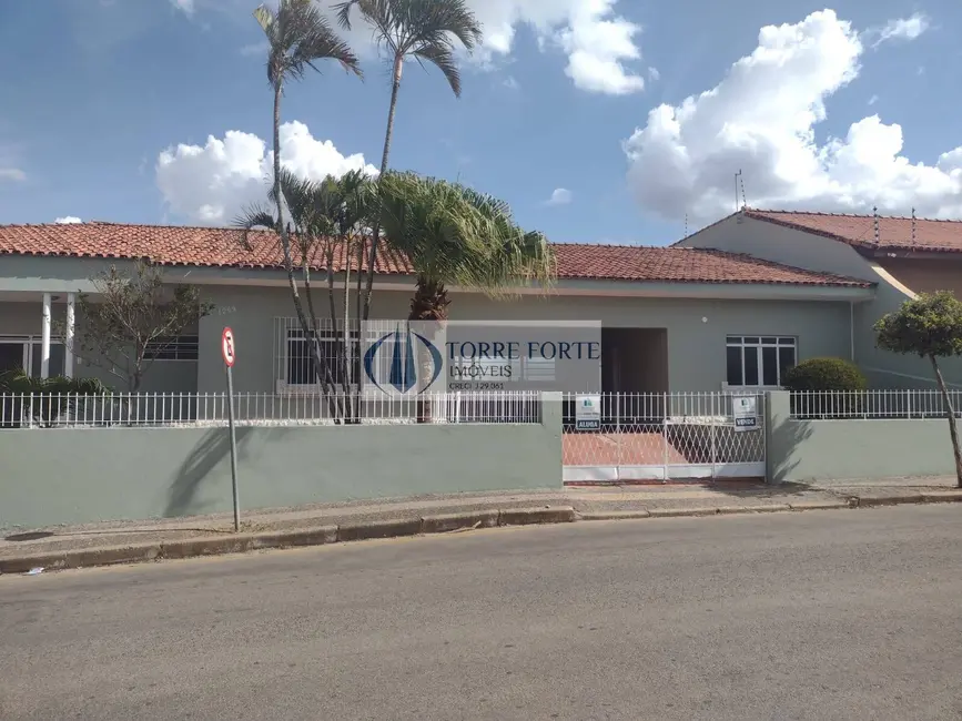 Foto 3 de Casa com 3 quartos à venda e para alugar, 336m2 em Centro, Angatuba - SP