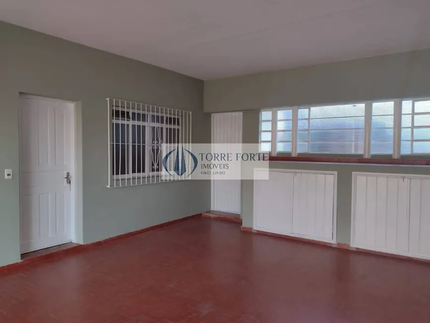 Foto 7 de Casa com 3 quartos à venda e para alugar, 336m2 em Centro, Angatuba - SP