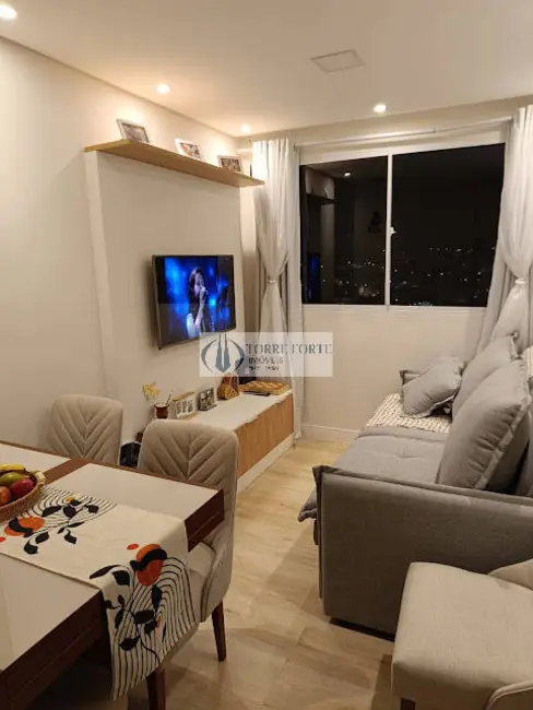 Foto 2 de Apartamento com 2 quartos à venda, 43m2 em Guaianazes, São Paulo - SP