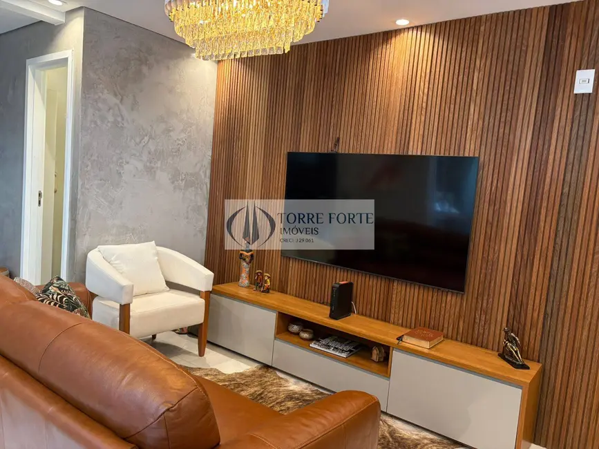 Foto 3 de Casa com 2 quartos à venda, 82m2 em Vila Santa Clara, São Paulo - SP