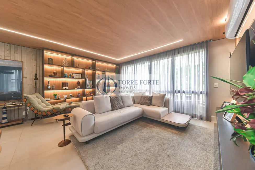 Foto 2 de Apartamento com 3 quartos à venda, 150m2 em Campo Belo, São Paulo - SP