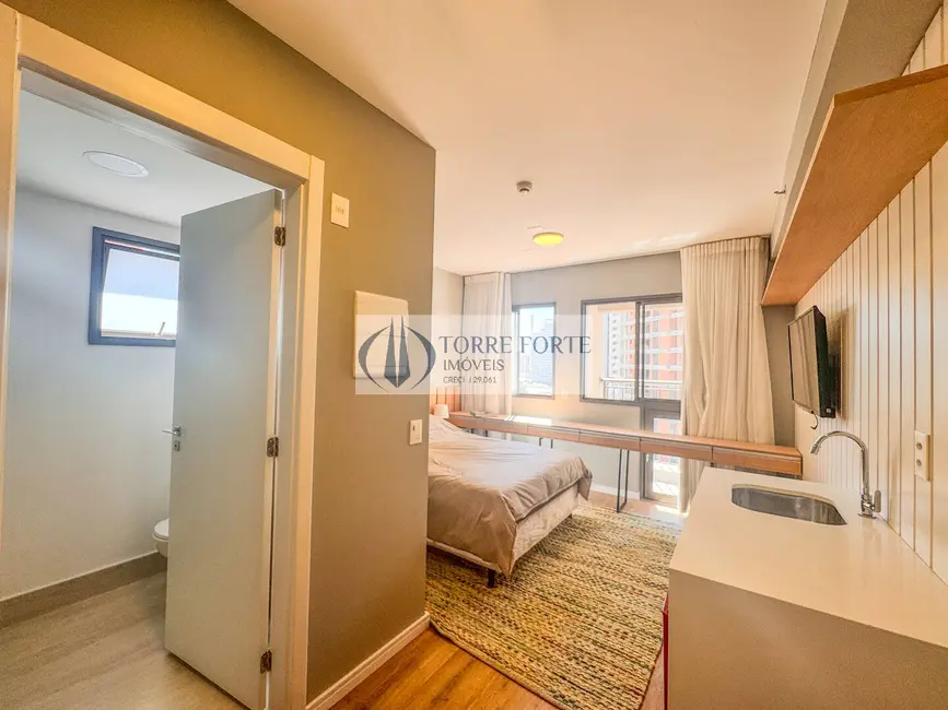 Foto 2 de Apartamento com 1 quarto à venda, 21m2 em Santo Amaro, São Paulo - SP