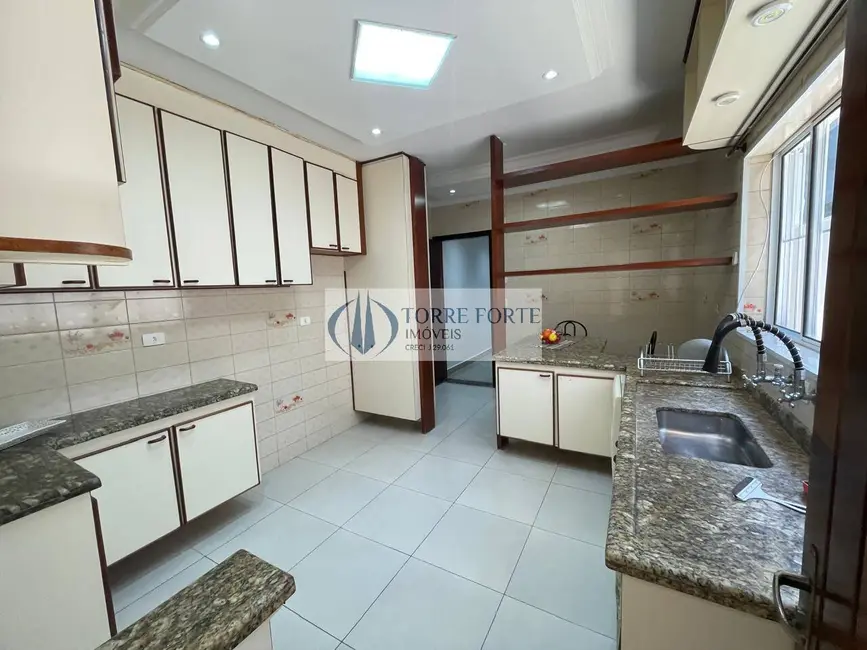 Foto 9 de Casa com 3 quartos à venda, 115m2 em Jardim Piqueroby, São Paulo - SP