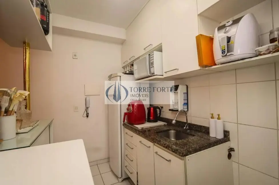 Foto 8 de Apartamento com 2 quartos à venda e para alugar, 52m2 em Jardim Wanda, Taboao Da Serra - SP