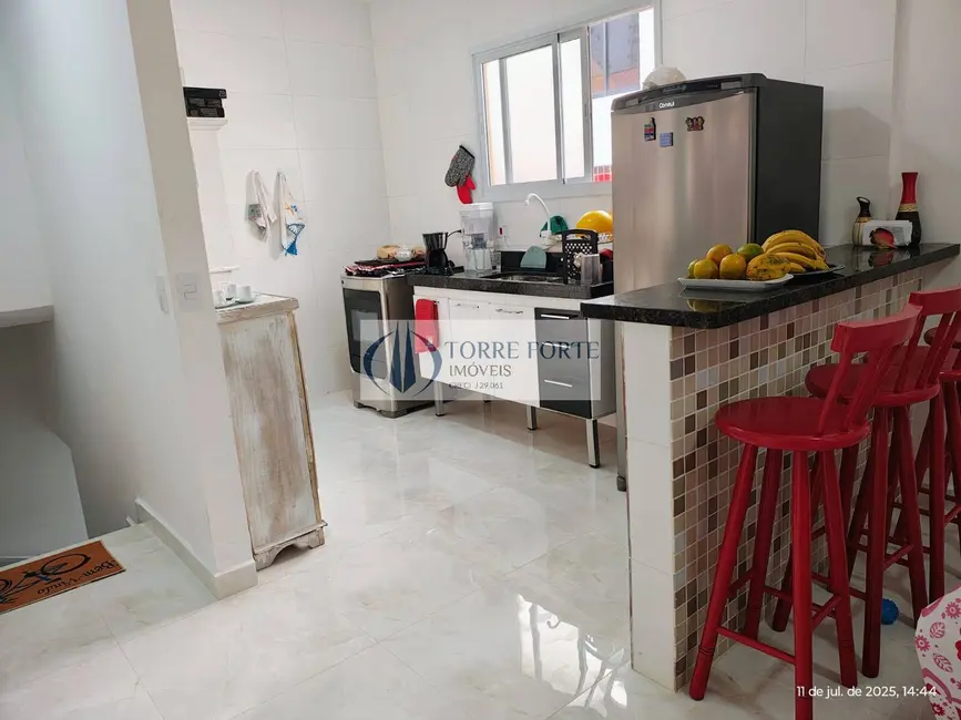 Foto 2 de Casa com 3 quartos à venda, 85m2 em Aviação, Praia Grande - SP