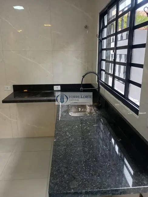 Foto 2 de Casa com 3 quartos à venda, 135m2 em Jardim Alvinópolis, Atibaia - SP