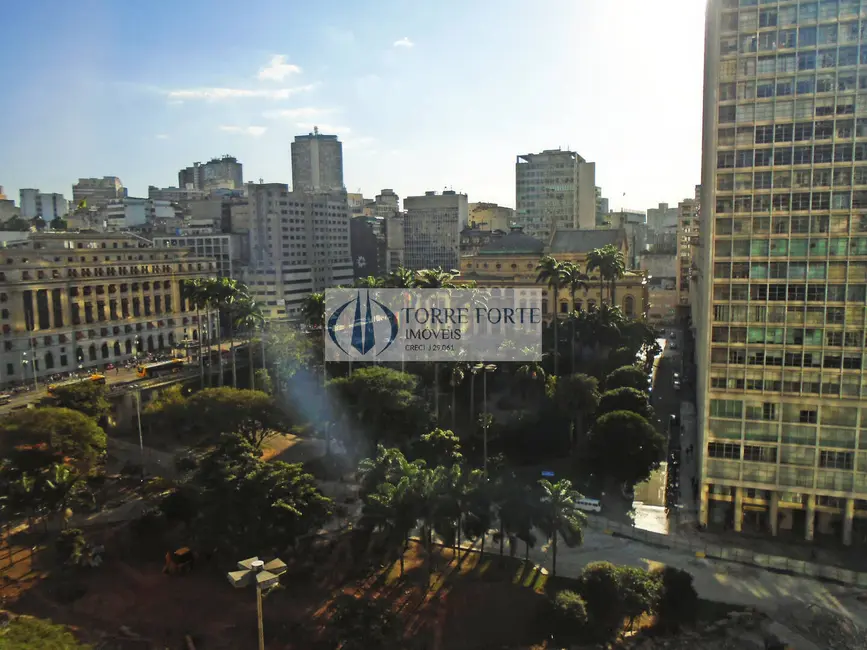 Sala Comercial à venda, 171m2 em Centro, São Paulo - SP - imagem 3 Foto 3 de Sala Comercial à venda, 171m2 em Centro, São Paulo - SP