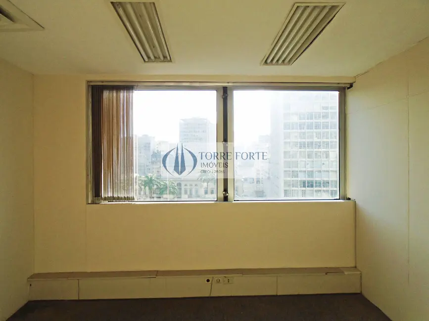 Sala Comercial à venda, 171m2 em Centro, São Paulo - SP - imagem 8 Foto 8 de Sala Comercial à venda, 171m2 em Centro, São Paulo - SP