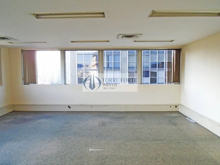 Sala Comercial à venda, 171m2 em Centro, São Paulo - SP - imagem 7 Foto 7 de Sala Comercial à venda, 171m2 em Centro, São Paulo - SP