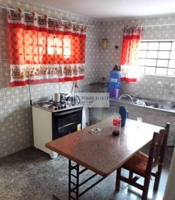 Foto 4 de Casa com 4 quartos à venda e para alugar, 201m2 em Vila Noca, São Paulo - SP