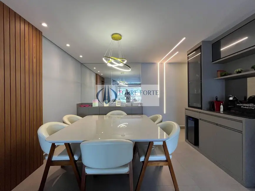 Apartamento com 3 quartos à venda, 118m2 em Canto do Forte, Praia Grande - SP - imagem 8 Foto 8 de Apartamento com 3 quartos à venda, 118m2 em Canto do Forte, Praia Grande - SP