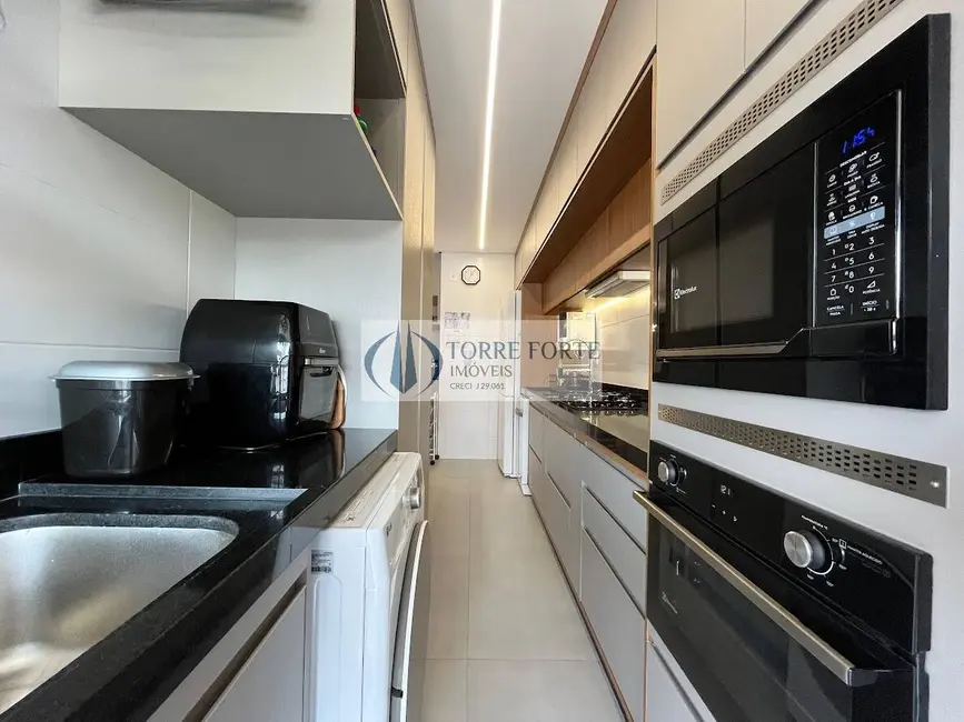 Apartamento com 3 quartos à venda, 118m2 em Canto do Forte, Praia Grande - SP - imagem 3 Foto 3 de Apartamento com 3 quartos à venda, 118m2 em Canto do Forte, Praia Grande - SP
