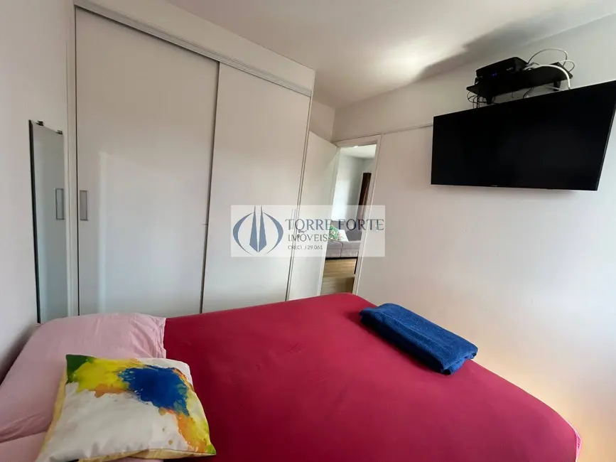 Foto 2 de Apartamento com 2 quartos à venda, 50m2 em Vila Carmosina, São Paulo - SP