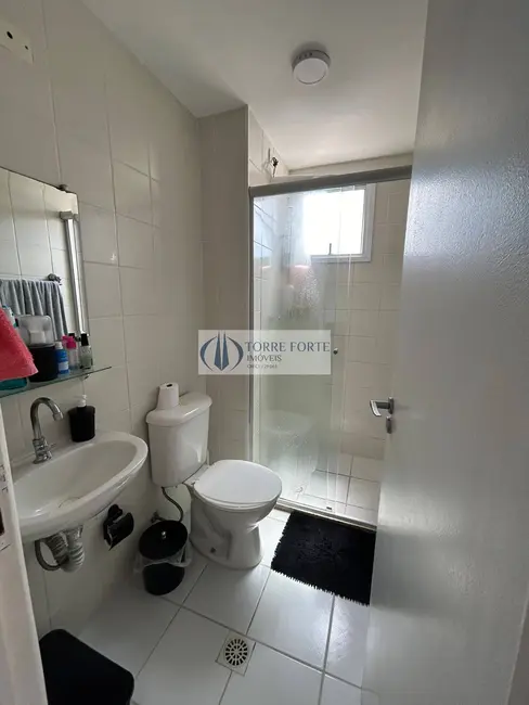 Foto 4 de Apartamento com 2 quartos à venda, 50m2 em Vila Carmosina, São Paulo - SP