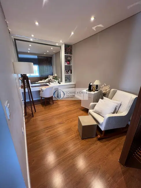 Foto 2 de Casa com 4 quartos à venda, 480m2 em Aruja - SP