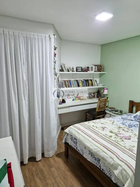 Foto 3 de Casa com 2 quartos à venda, 100m2 em Vila Pires, Santo Andre - SP