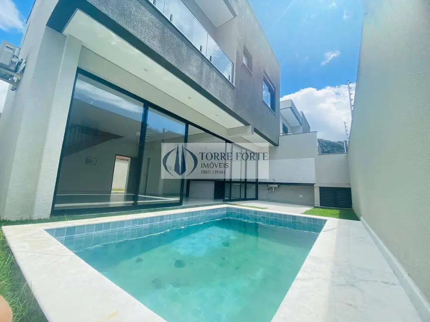 Foto 8 de Casa com 3 quartos à venda, 222m2 em Sao Sebastiao - SP