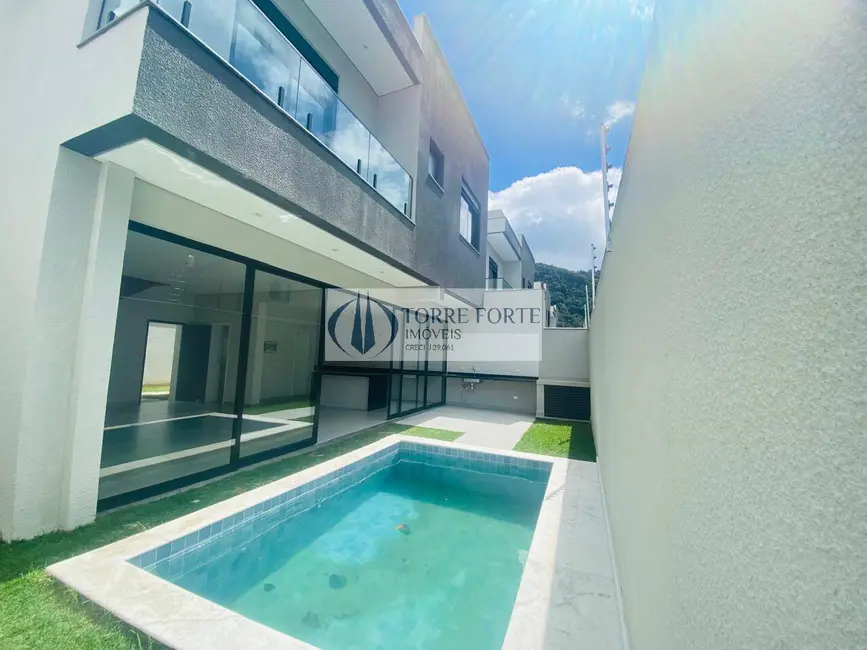 Foto 7 de Casa com 3 quartos à venda, 222m2 em Sao Sebastiao - SP