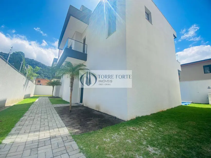 Foto 2 de Casa com 3 quartos à venda, 222m2 em Sao Sebastiao - SP