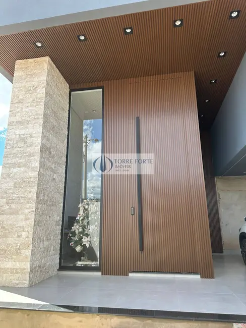 Foto 1 de Casa com 4 quartos à venda, 437m2 em Sao Pedro - SP