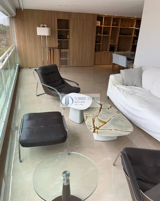 Foto 4 de Apartamento com 3 quartos à venda, 169m2 em Vila Mariana, São Paulo - SP